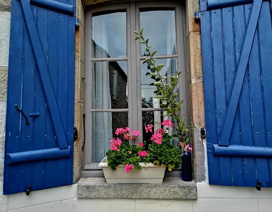 La Petite Maison Des Artiste Villa Saint-Sulpice-les-Feuilles Exterior photo